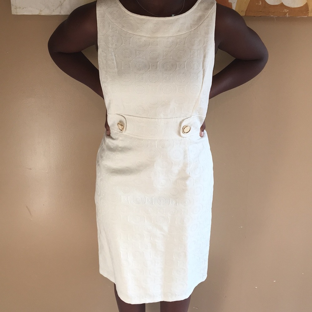 💕 Egg-Shell colored Dress 💕